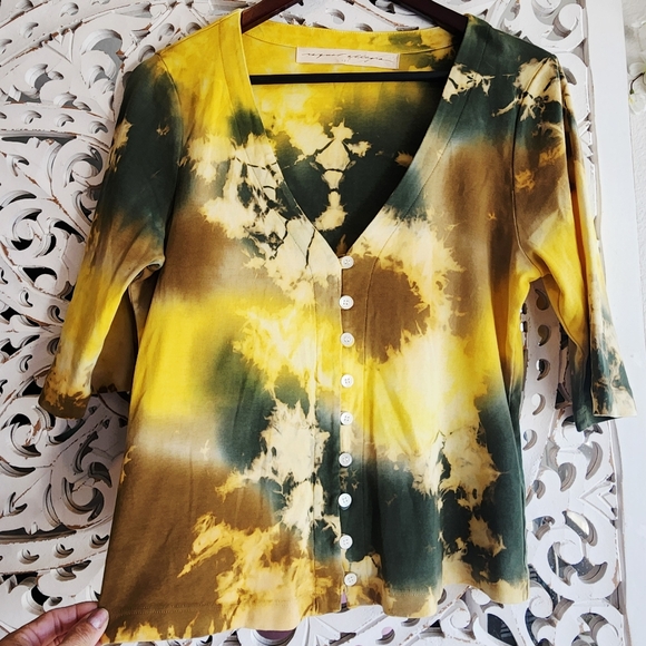 RAQUEL ALLEGRA TIE-DYE 3/4 SLEEVES V NECK FRONT BUTTON SZ MEDIUM NWOT - Picture 10 of 14